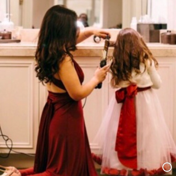 Meet your posher...Lindsaylaughs - Picture 2 of 3